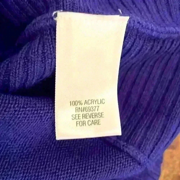 Croft & Barrow royal blue knit Sweater Size Small - Picture 3 of 4